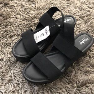 Black platform sandals